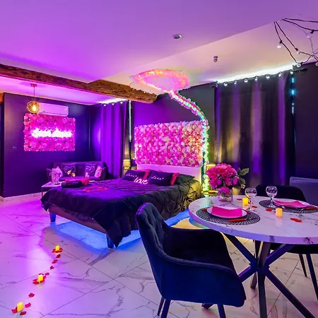 Love hotel Sweet Dreams Jacuzzi *